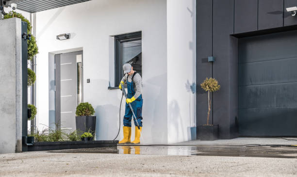 Best Pool Deck Cleaning  in Hahira, GA